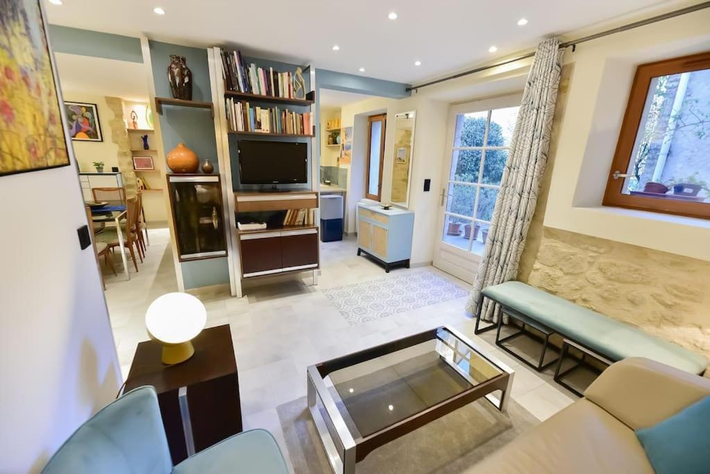 Charmante Maison De Village Au Coeur Du Luberon Cucuron Ngoại thất bức ảnh